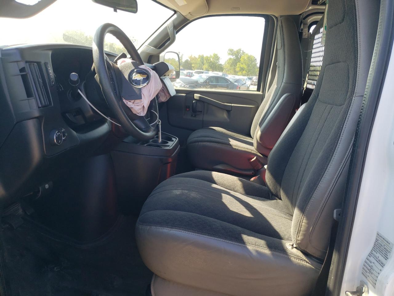 1GCWGAFGXJ1903669 CHEVROLET EXPRESS 2018
