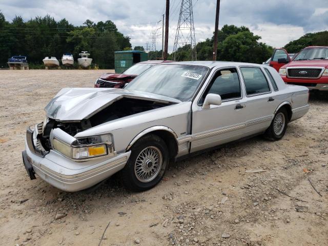 1995 Lincoln Town Car Signature