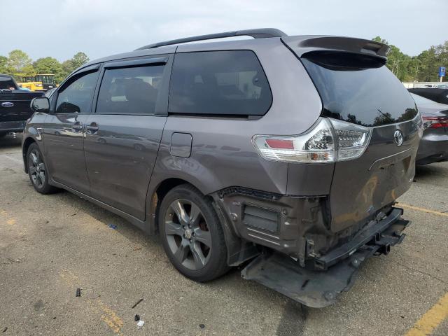 5TDXK3DC5BS036474 2011 TOYOTA SIENNA, photo no. 2