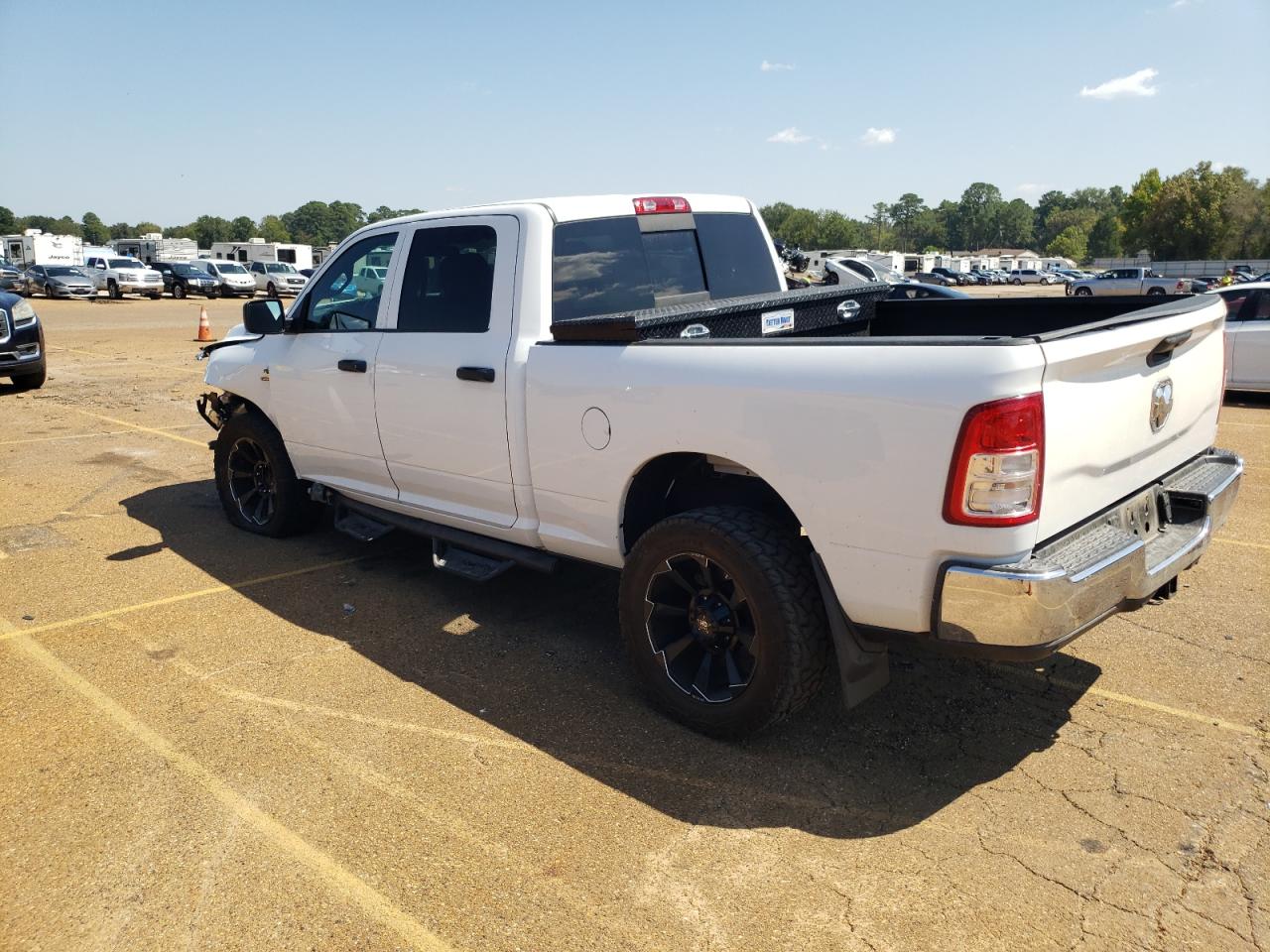 3C6UR5CLXNG248955 RAM 2500 TRADE 2