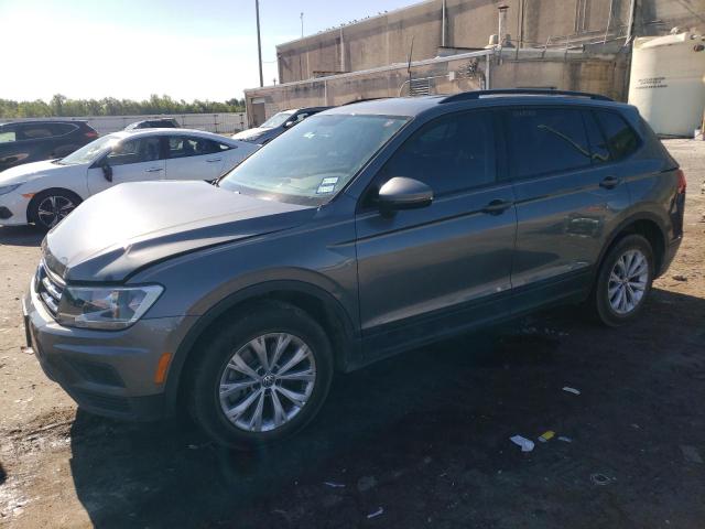 3VV1B7AX9KM030568 Volkswagen Tiguan S