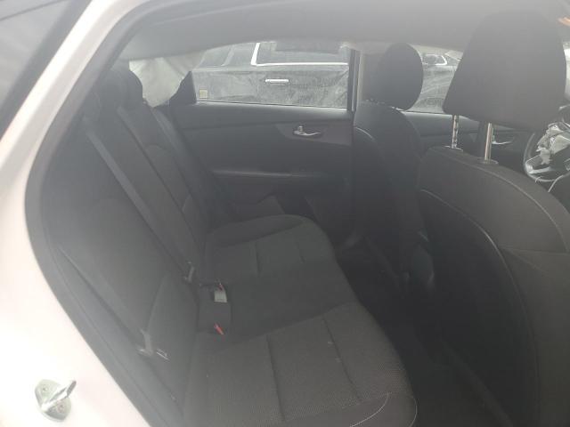 3KPF24AD5KE101705 KIA FORTE FE
