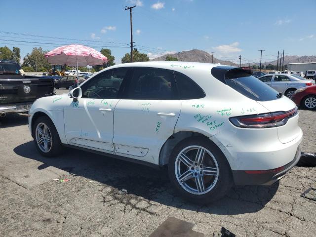 VIN WP1AA2A58KLB06915 2019 Porsche Macan no.2