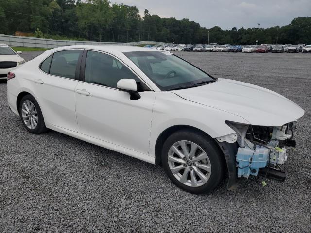 2018 TOYOTA CAMRY L/LE 4T1B11HK4JU568811