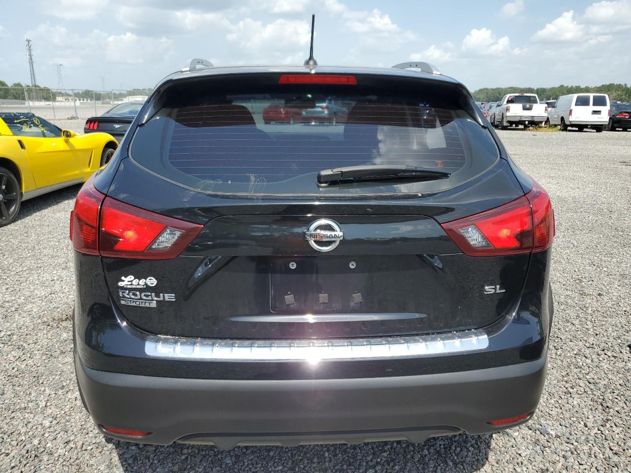JN1BJ1CP5JW108538 NISSAN All Models 2018