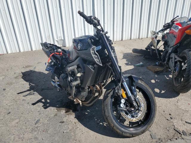 JYARN53E8JA003488 2018 YAMAHA MT09-0