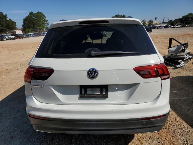 3VV1B7AX9KM064137 Volkswagen Tiguan S 6