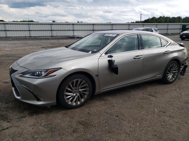 2019 Lexus ES 300h 