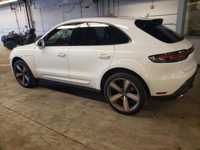 VIN WP1AA2A56NLB11860 2022 Porsche Macan no.2