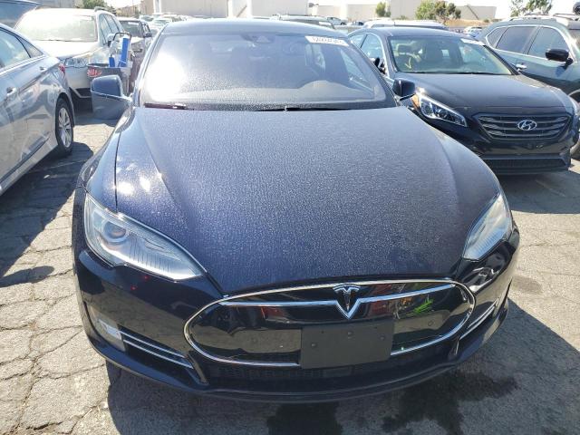 2015 TESLA MODEL S P8 5YJSA1H40FF095611