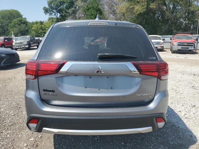 JA4AZ3A38JZ040452 Mitsubishi Outlander Se