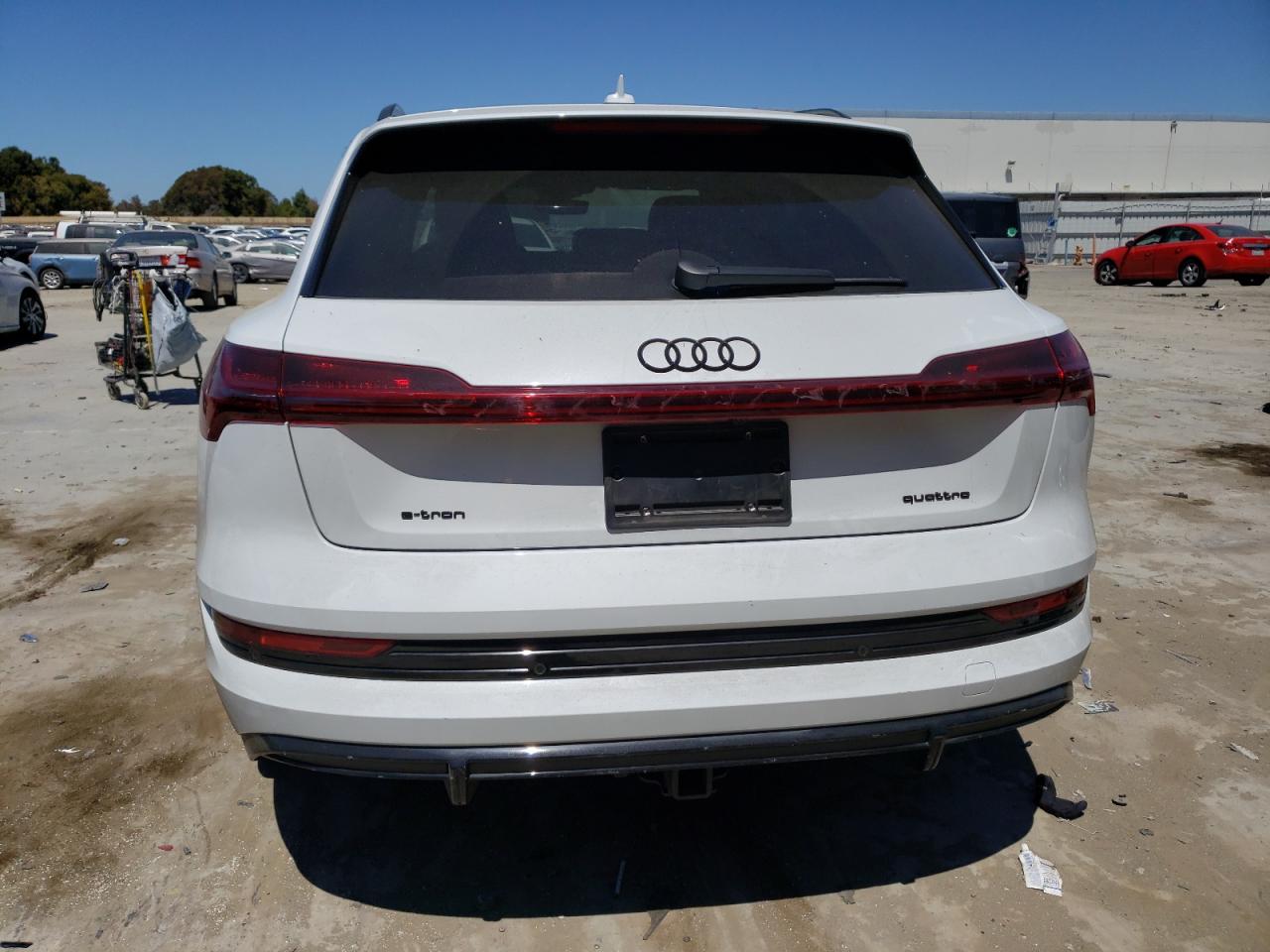 WA1VABGE3PB007985 Audi E-Tron  6