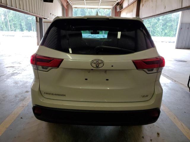 VIN 5TDKZRFH6KS568589 2019 Toyota Highlander, SE no.6