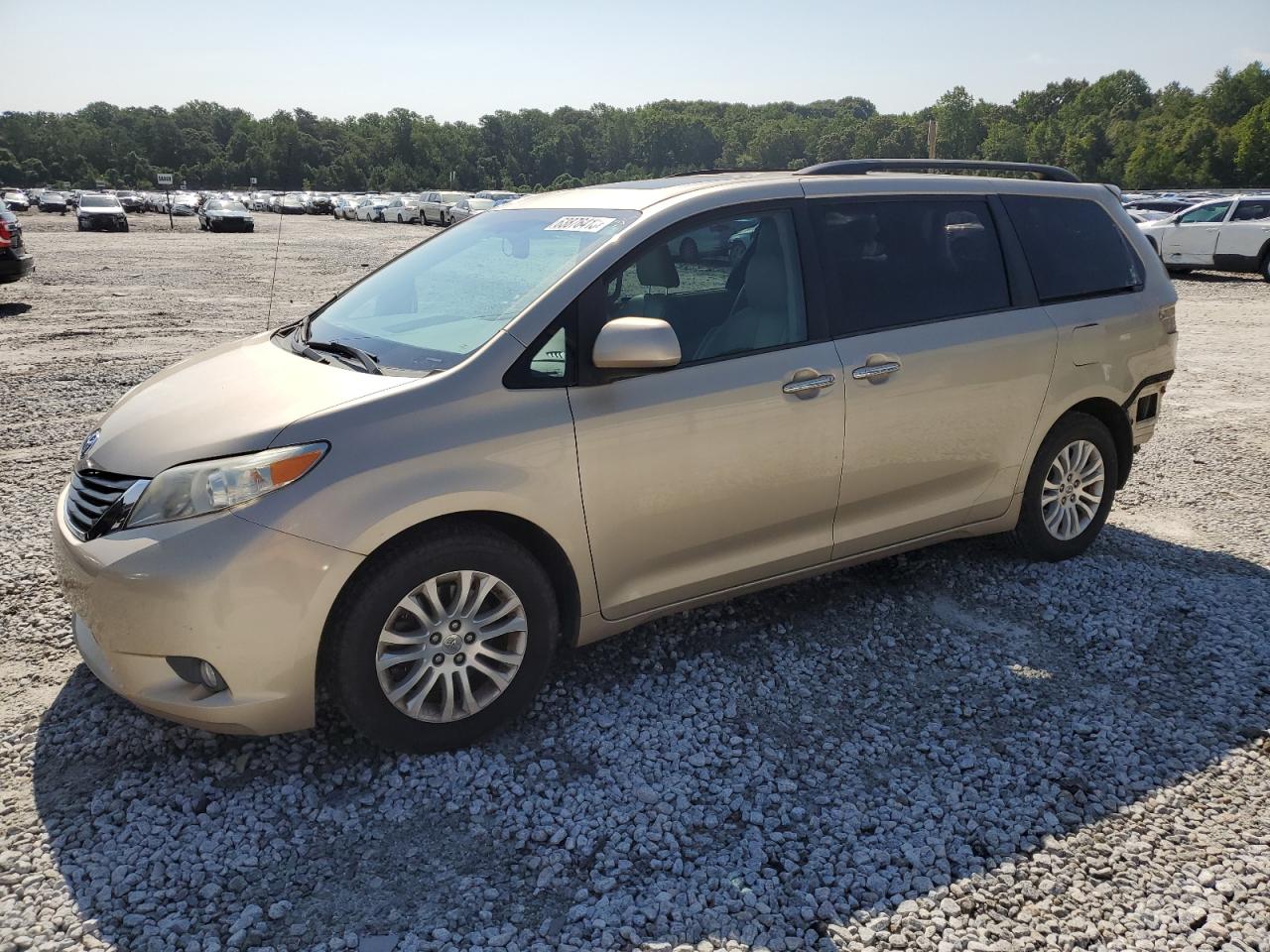 5TDYK3DC9DS395222 2013 Toyota Sienna Xle