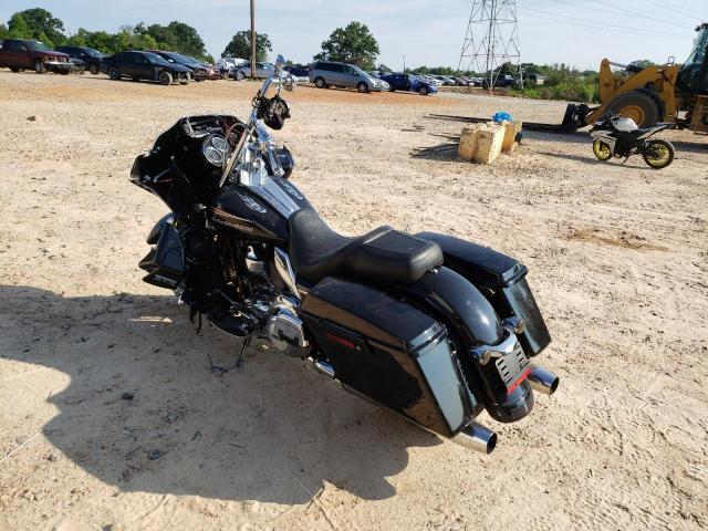 2011 HARLEY-DAVIDSON FLTRU 1HD1KGM18BB645379