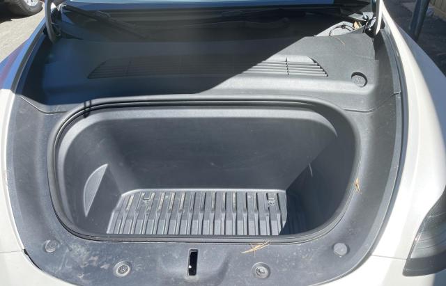 7SAYGDEE2NF359386 Tesla Model Y