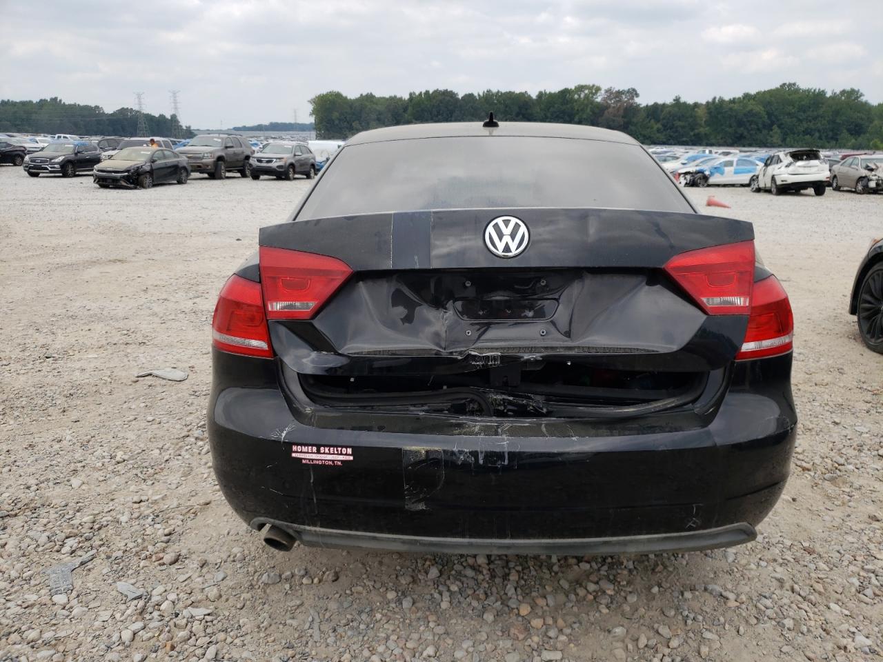 Lot #2209746201 2013 VOLKSWAGEN PASSAT SE