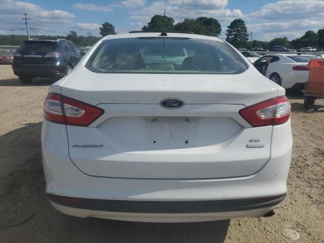 3FA6P0HDXER204198 Ford FUSION SE