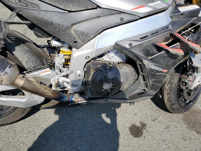 2021 APRILIA RSV4 1100 ZD4KYUA03MS000161