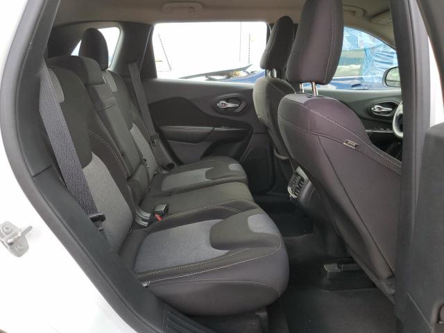 1C4PJMAB0EW233125 Jeep Cherokee Sport