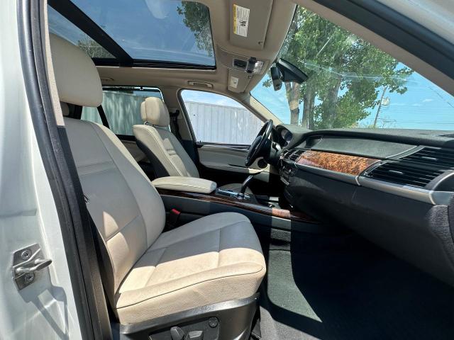 VIN: 5UXZV4C53CL764322 Auction: COPART Lot: 62703493 Location: TX - DALLAS 5UXZV4C53CL764322 BMW X5 2012 WHITE Photo 5