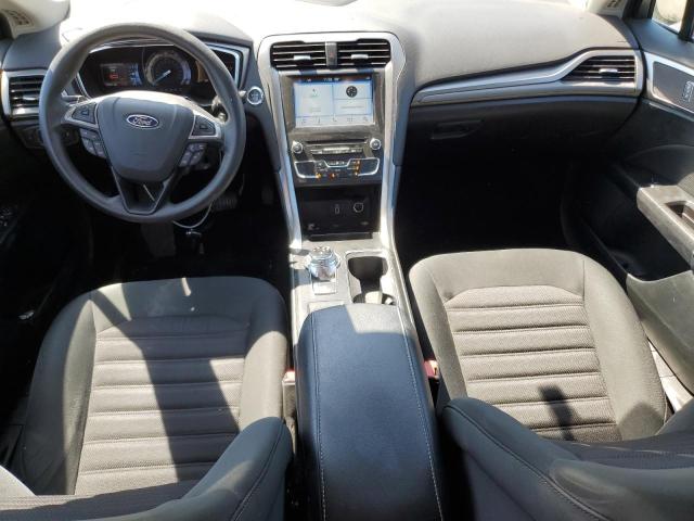 3FA6P0HDXHR222219 Ford FUSION SE