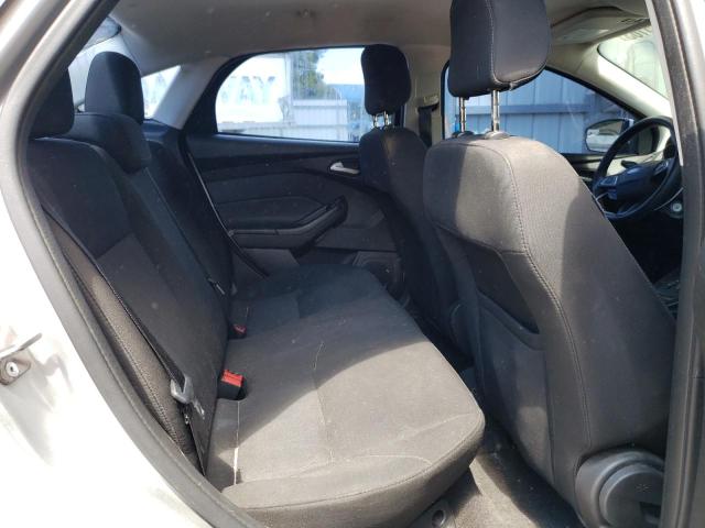 1FADP3FE2JL285002 Ford FOCUS SE