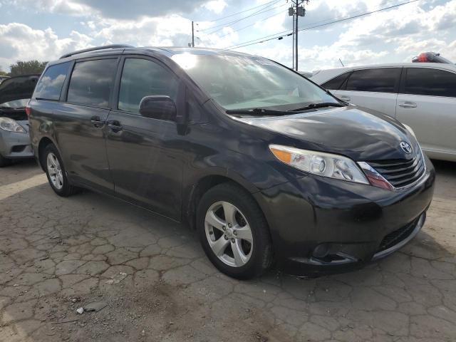 5TDKK3DCXFS621597 Toyota SIENNA LE