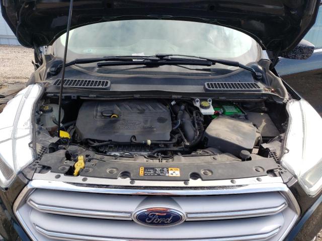 1FMCU9GD9JUA75431 Ford ESCAPE SE