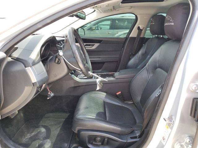 SAJBE4BV2HCY47270 Jaguar Xf Prestige
