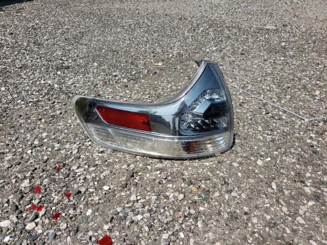 2019 TOYOTA SIENNA SE 5TDXZ3DC7KS971961