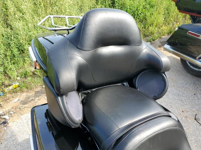2017 HARLEY-DAVIDSON FLTRU 1HD1KGD16HB647141