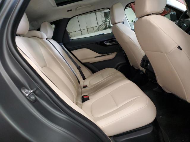 SADCJ2FX8LA618549 Jaguar F-pace Premium