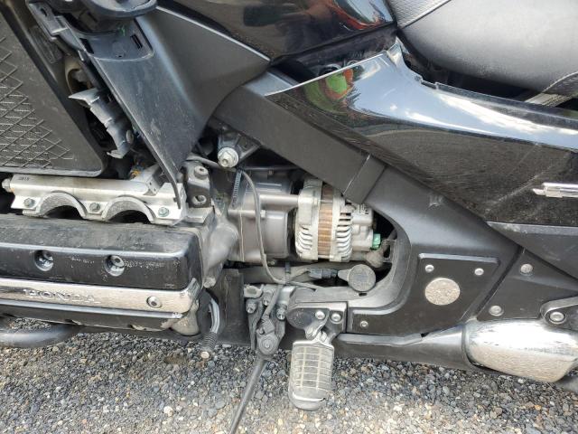 2013 HONDA GL1800 B - JH2SC6846DK001584