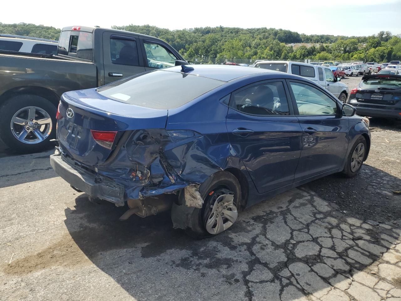 5NPDH4AE0GH767274 2016 Hyundai Elantra Se