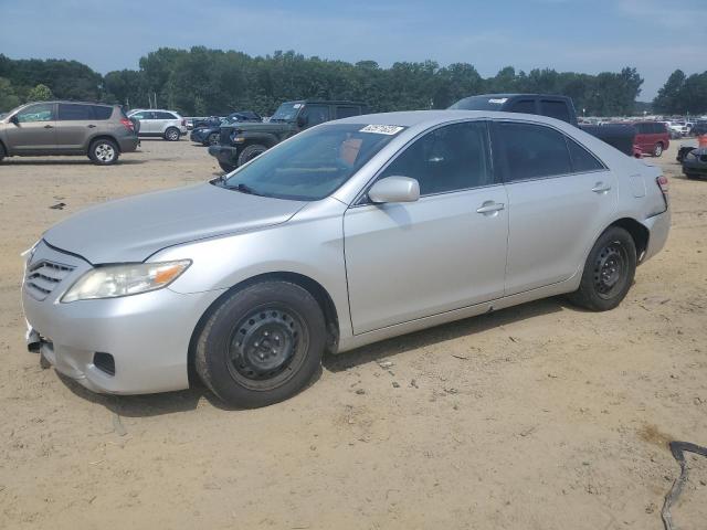 TOYOTA CAMRY BASE