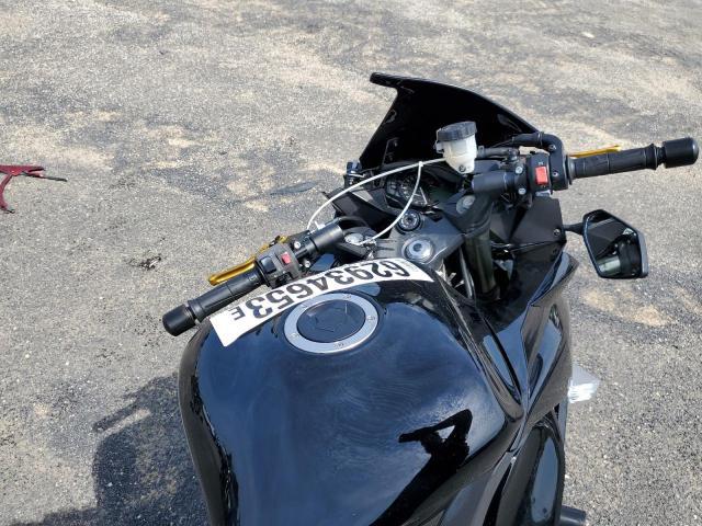 2011 KAWASAKI ZX1000 G - JKAZXCG16BA001342