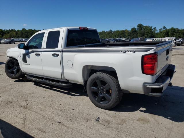 1GCVKPEC2JZ320199 Chevrolet Silverado K1500 Custom