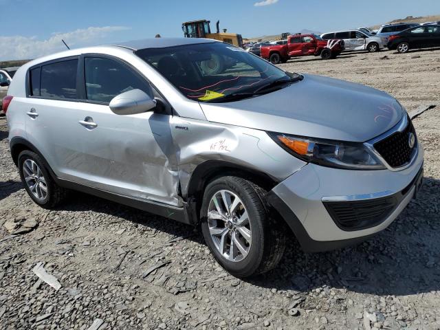 KNDPBCAC9F7718911 KIA Sportage Lx