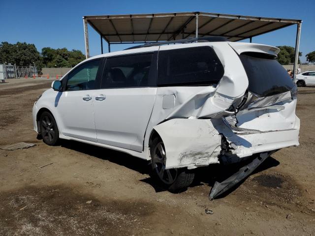 5TDXZ3DC1HS883285 2017 TOYOTA SIENNA, photo no. 2