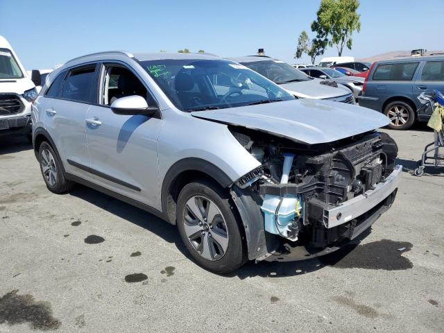 KNDCB3LC2L5398219 KIA NIRO LX
