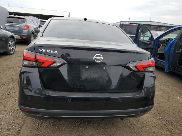  NISSAN VERSA 2022 Чорний