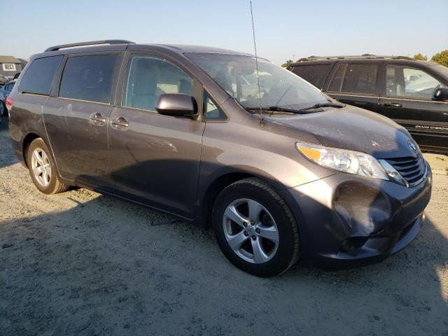 5TDKK3DC2ES477364 Toyota SIENNA LE