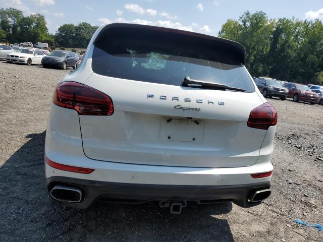 VIN WP1AF2A23GKA43775 2016 PORSCHE CAYENNE no.6