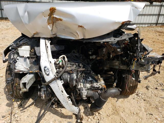 5XXGM4A76FG405518 KIA Optima Lx