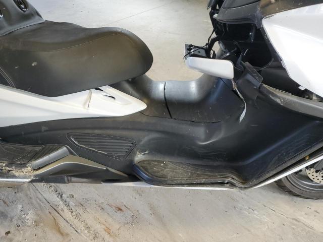 2018 SUZUKI AN650 A - JS1CP51B1J2100498