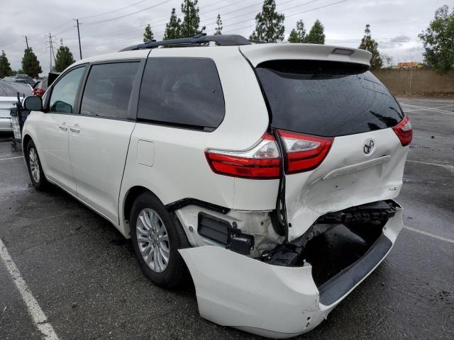 5TDYZ3DC8HS829437 Toyota SIENNA XLE