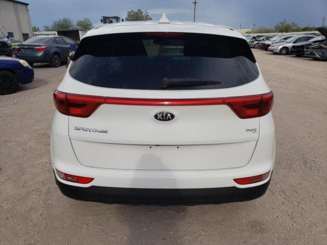 KNDPMCAC4H7085960 KIA Sportage Lx