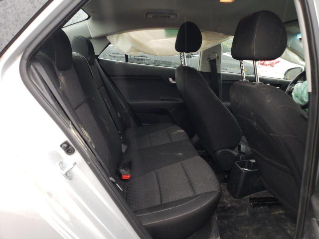 3KPA24AD8LE339348 KIA RIO LX