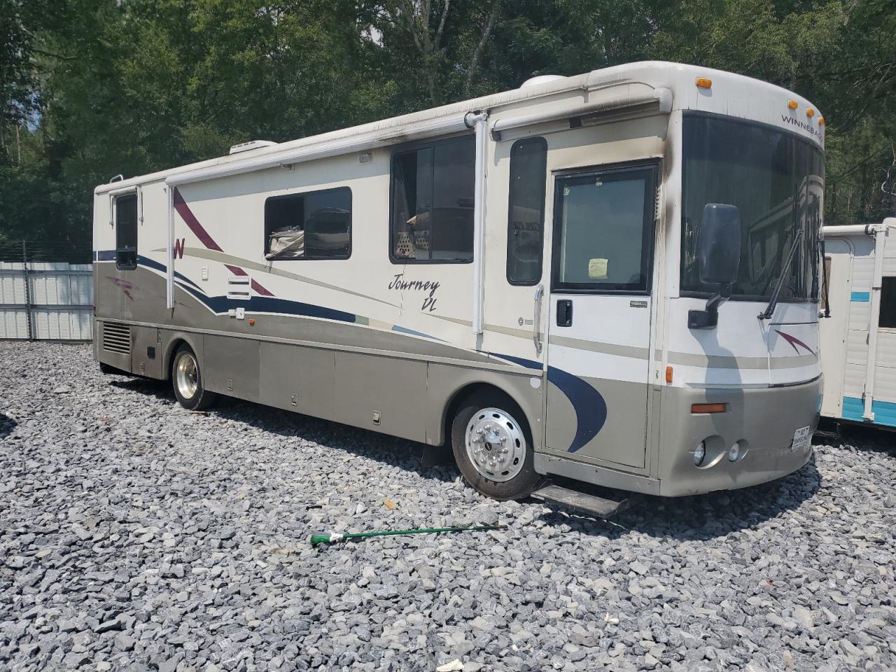 2001 Fleetwood Discovery CLASS A